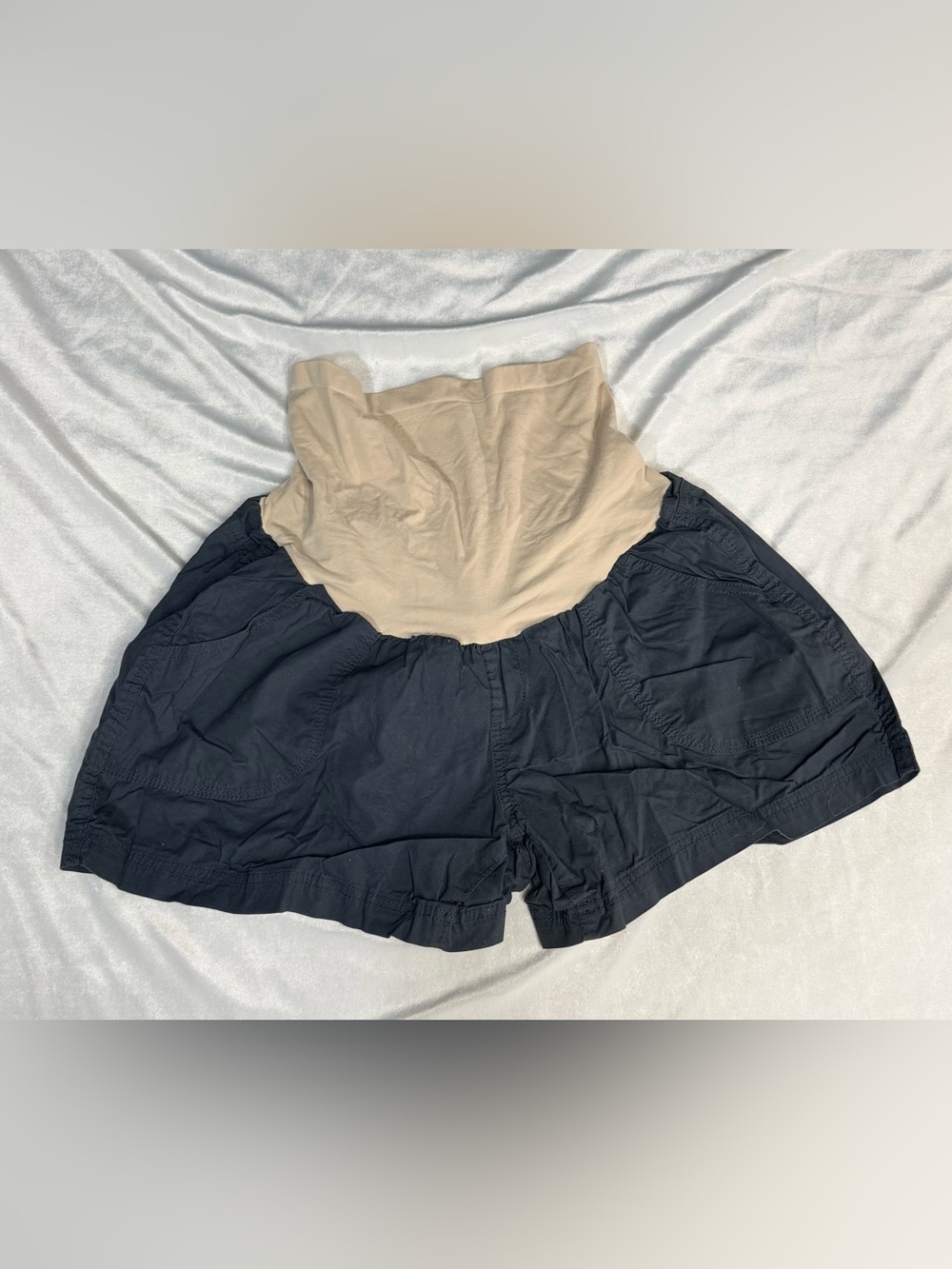 Motherhood Black Shorts with Beige High-Waist Panel